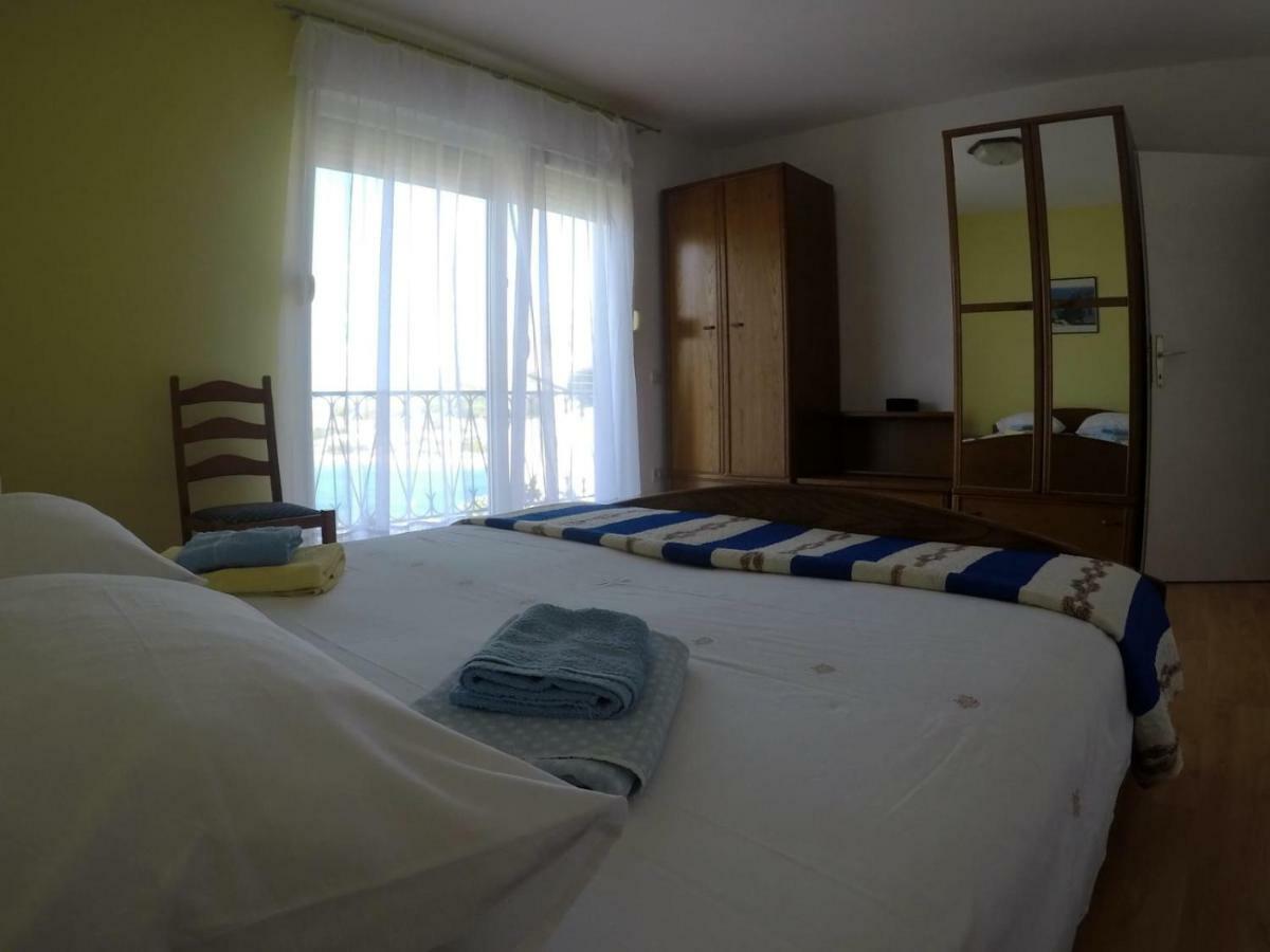 Apartman Kalajzic Omiš Zewnętrze zdjęcie