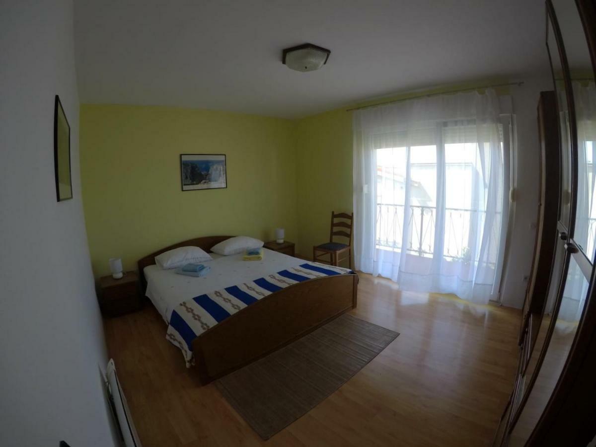 Apartman Kalajzic Omiš Zewnętrze zdjęcie